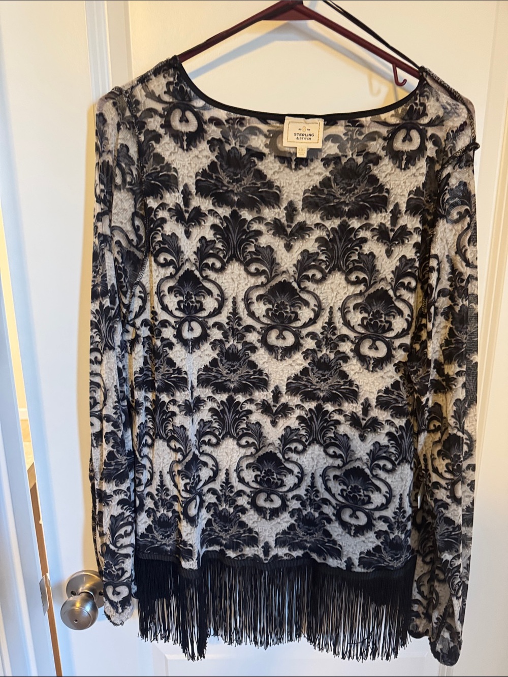 Sterling Essence Black & Cream Damask Fringe Long Sleeve Tee